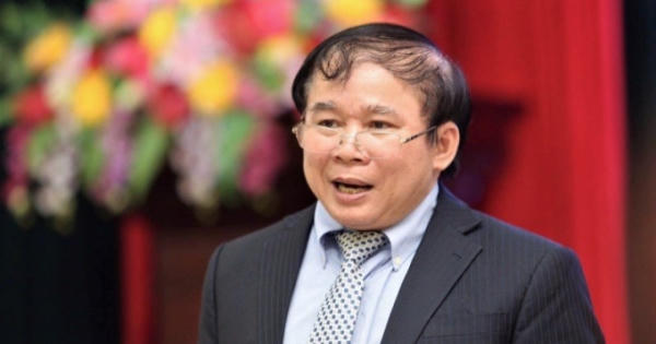 "Tốt nghiệp đại học phải tự tạo ra việc làm"