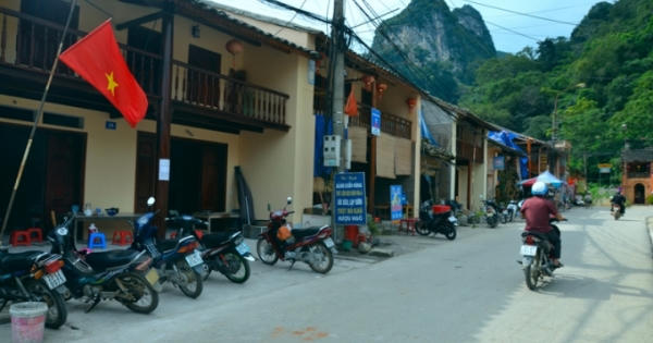 Hà Giang: Những hình ảnh không đẹp về phố cổ Đồng Văn