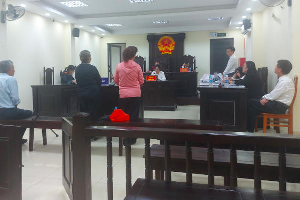 Hà Nội: Tuyên án sơ thẩm vụ “xâm phạm chỗ ở” tại số 6 Lê Phụng Hiểu