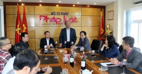 Lãnh đạo Bộ Tư pháp chúc tết Báo Pháp luật Việt Nam