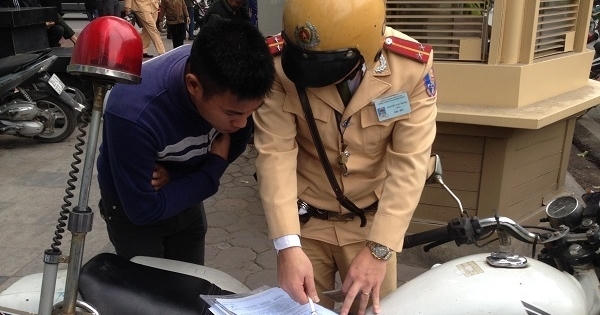 "Tập trung xử lý đối tượng xăm trổ, ngổ ngáo vi phạm luật giao thông"