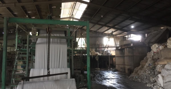 Đồng Nai: Kinh hoàng công nghệ tái chế giấy bẩn trong mùa dịch