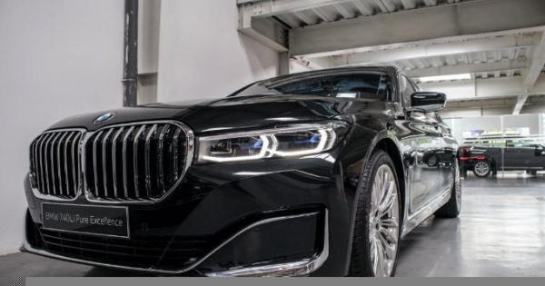 Toàn cảnh giá xe ô tô Việt Nam: Giảm triền miên vẫn "ế khách"