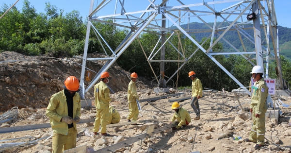 Phấn đấu hoàn thành tiến độ dự án Đường dây 500 kV Dốc Sỏi – Pleiku 2 Phấn đấu hoàn thành tiến độ dự án Đường dây 500 kV Dốc Sỏi – Pleiku 2