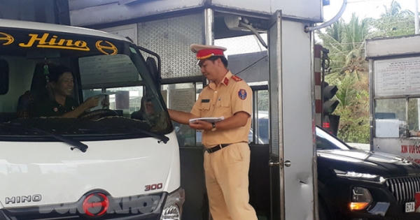 Tạm thời cấm loại xe ô tô tải từ 3 trục trở lên lưu thông qua cầu Rạch Miễu