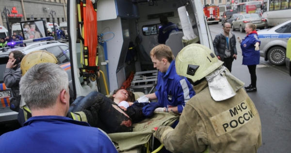 Hiện trường vụ nổ trên tàu điện ngầm Nga