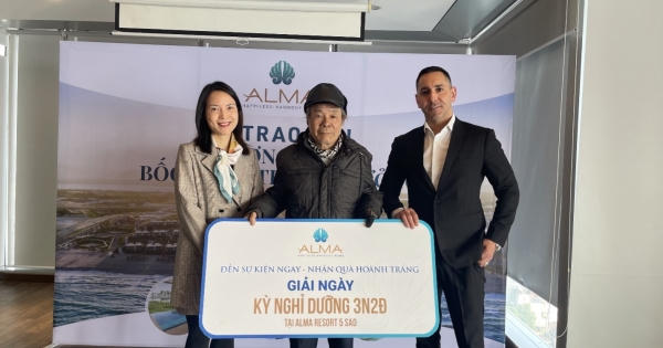 Công ty ALMA trao tặng 40 triệu tiền mặt cho khách hàng và nhiều phần quà khác Công ty ALMA trao tặng 40 triệu tiền mặt cho khách hàng và nhiều phần quà khác