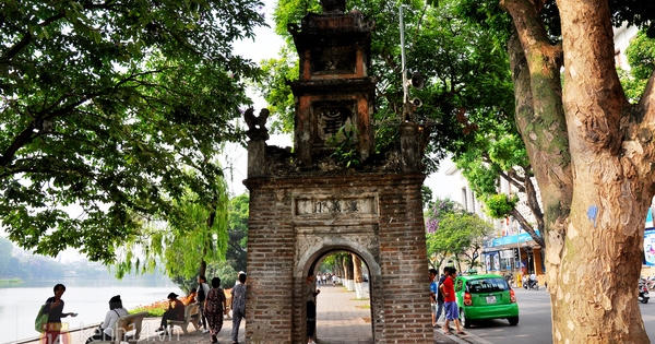Hà Nội: Đường sắt đô thị số 2 vừa đội vốn vừa xâm phạm không gian văn hoá Hà Nội: Đường sắt đô thị số 2 vừa đội vốn vừa xâm phạm không gian văn hoá