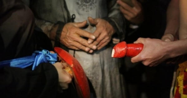 Phú Thọ: Độc đáo lễ hội "Linh tinh tình phốc" kì lạ nhất Việt Nam