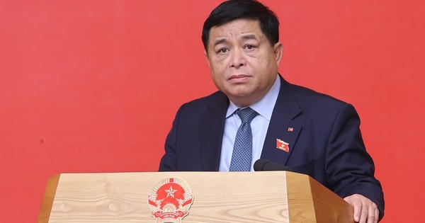 Phó Thủ tướng Nguyễn Chí Dũng làm Trưởng Ban Chỉ đạo phát triển ngành bán dẫn