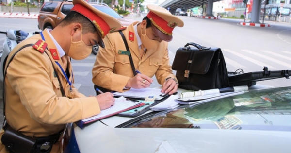 Thanh Hóa xử phạt 196,7 tỷ đồng vi phạm giao thông trong 10 tháng đầu năm Thanh Hóa xử phạt 196,7 tỷ đồng vi phạm giao thông trong 10 tháng đầu năm