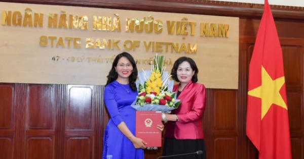 Bà Lê Thị Thúy Sen làm Vụ trưởng Vụ Truyền thông Ngân hàng Nhà nước Bà Lê Thị Thúy Sen làm Vụ trưởng Vụ Truyền thông Ngân hàng Nhà nước
