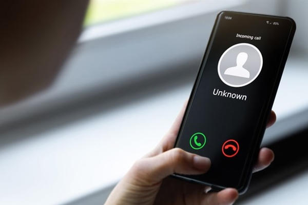 Xử phạt nam thanh niên 7,5 triệu đồng vì chuyển cuộc gọi đòi nợ đến đường dây nóng Bộ Công an