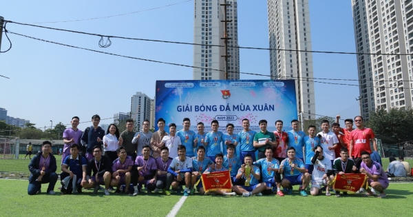 Giải bóng đá "Mùa Xuân năm 2023": Hấp dẫn, kịch tính và cống hiến