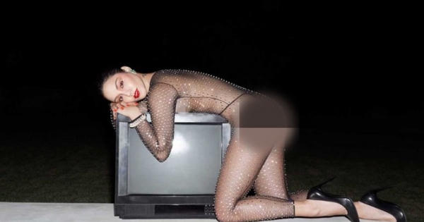 Vanessa Hudgens mặc bodysuit mỏng tang 'có như không' gây sốc