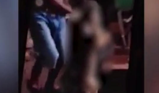 Cộng đồng mạng "dậy sóng" với nam thanh niên chặt đầu chó rồi đăng lên Facebook