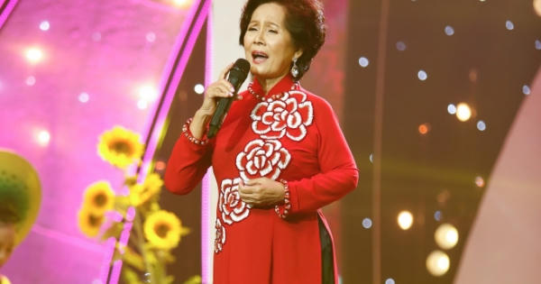 Danh ca Phương Dung "Tâm sự ngày xuân" cùng khán giả Sol Vàng