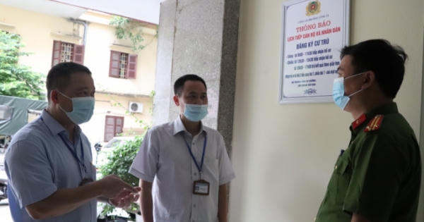 Hà Nội: Công an phường Cống Vị quyết tâm thực hiện tốt theo Luật Cư trú 2020 Hà Nội: Công an phường Cống Vị quyết tâm thực hiện tốt theo Luật Cư trú 2020