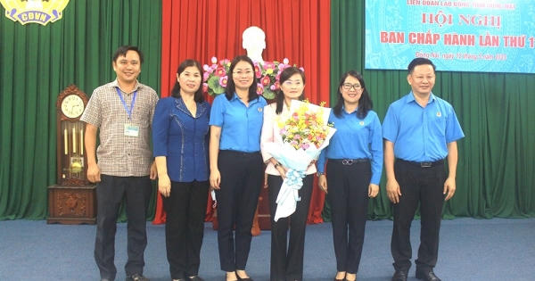 Bà Bùi Thị Bích Thủy được bầu giữ chức Phó chủ tịch Liên đoàn Lao động tỉnh Đồng Nai