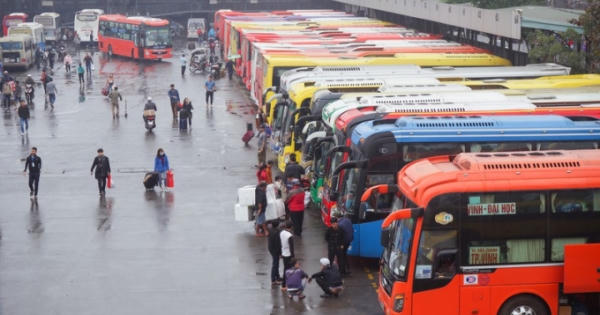 Mở bến xe sau 0 giờ ở Hà Nội: Xe chạy ngày-đêm không được trái tuyến