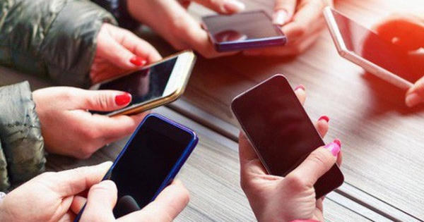 Bộ Giáo dục - Đào tạo: Sẽ có hướng dẫn sử dụng điện thoại trong lớp học, không phải thích thì dùng Bộ Giáo dục - Đào tạo: Sẽ có hướng dẫn sử dụng điện thoại trong lớp học, không phải thích thì dùng