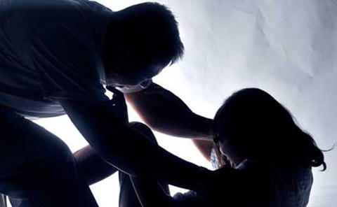 Nghi án bé gái 12 tuổi bị hiếp dâm nhiều lần