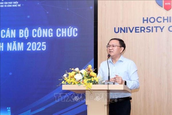 TP.HCM đẩy mạnh đào tạo AI cho cán bộ, công chức nhằm nâng cao hiệu quả công việc TP.HCM đẩy mạnh đào tạo AI cho cán bộ, công chức nhằm nâng cao hiệu quả công việc