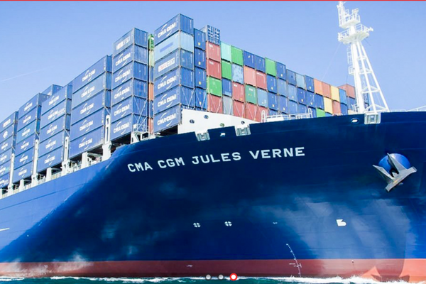 Hai cá nhân dùng 19 tài khoản thao túng giá cổ phiếu PPT