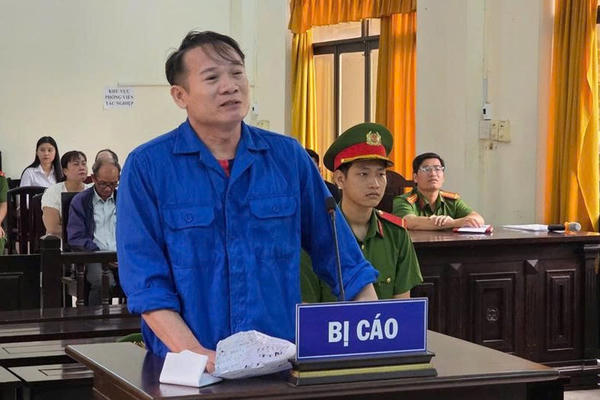 Đâm đồng nghiệp tử vong, cựu giáo viên ở An Giang lãnh án tù chung thân