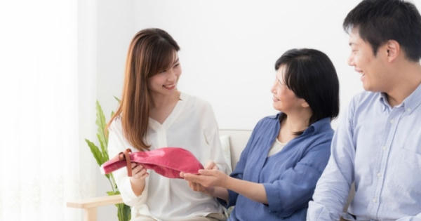 Bất ngờ lời khuyên của mẹ chồng khi con dâu 'trắng tay' vì người tình 'ngã ngựa'