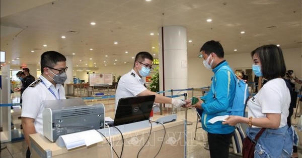 Bàn tròn trực tuyến: “Xử lý hình sự đối với các hành vi phạm tội liên quan đến dịch COVID-19” Bàn tròn trực tuyến: “Xử lý hình sự đối với các hành vi phạm tội liên quan đến dịch COVID-19”