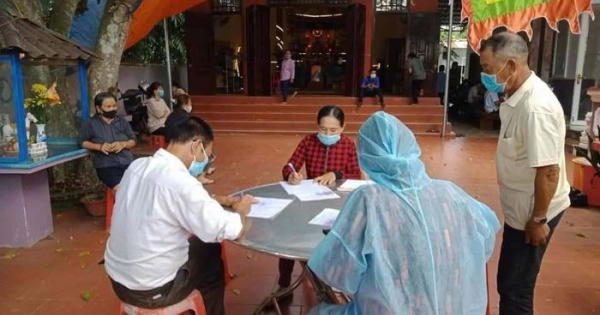 Xử phạt hơn 300 triệu đồng đối với nhóm người tụ tập cúng bái, bất chấp dịch bệnh