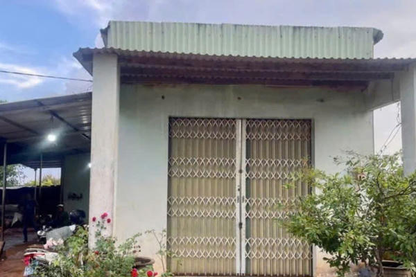 Bàng hoàng phát hiện mẹ và 2 con gái nhỏ tử vong trong căn nhà khoá trái cửa ở Gia Lai
