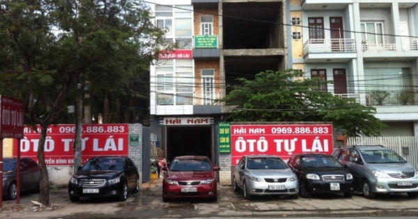 Dịch vụ cho thuê xe ôtô tự lái "hốt vàng hốt bạc" sau Tết
