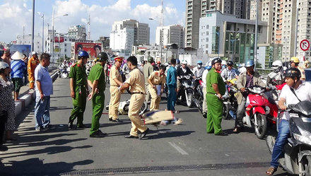Tai nạn giao thông Plus: 25 người chết vì tai nạn giao thông trong ngày mùng 2 Tết Đinh Dậu