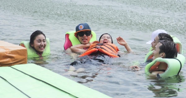 Các thí sinh Project Runway Vietnam 2015 đối đầu với sông nước Các thí sinh Project Runway Vietnam 2015 đối đầu với sông nước