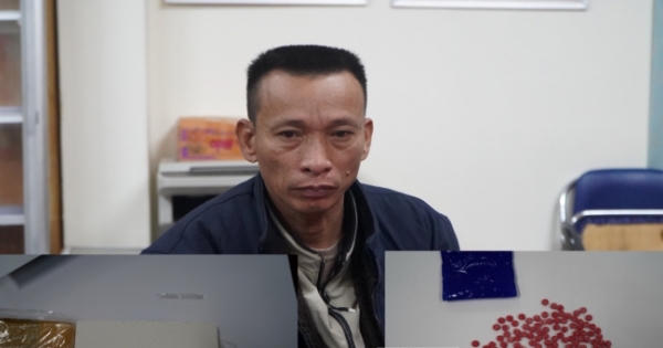 Bắt 2 đối tượng ma tuý "khoác" trên mình đầy tiền án