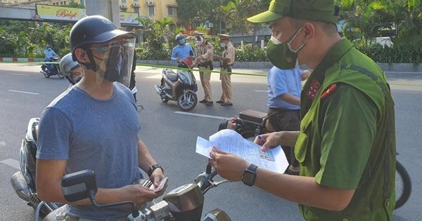 Công an Hà Nội “tung” 6 tổ cơ động mạnh ra đường để xử nghiêm vi phạm giãn cách