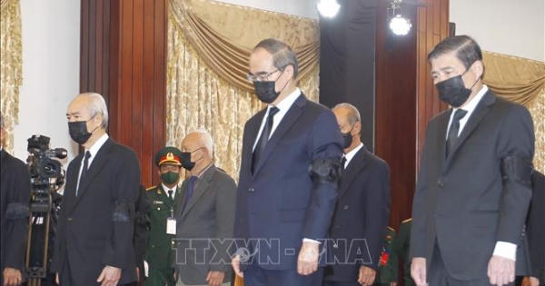 Tổ chức trọng thể Lễ viếng nguyên Tổng Bí thư Lê Khả Phiêu tại TP Hồ Chí Minh