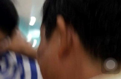 Công an Hà Nội điều tra vụ chủ phòng khám “bóp cổ”, hành hung nhà báo