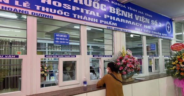 Hà Tĩnh: Thí điểm thanh toán viện phí không dùng tiền mặt từ ngày 15/8 Hà Tĩnh: Thí điểm thanh toán viện phí không dùng tiền mặt từ ngày 15/8
