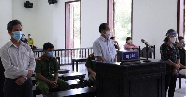 Nữ kế toán biển thủ công quỹ, tham ô gần 1 tỷ đồng