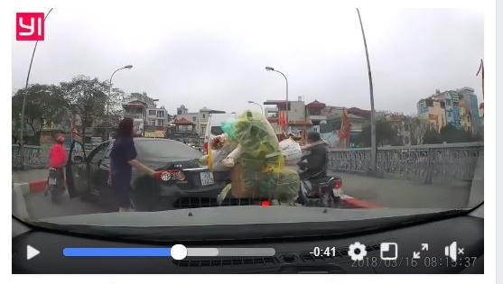 “Nữ xế” quay xe trên cầu không phải là bà Mai Thị Lan Phương?
