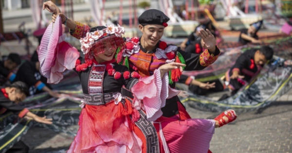 Vũ điệu trên mây - một minh chứng cho cách làm du lịch bền vững