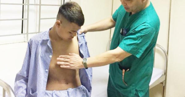 Hà Tĩnh: Lần đầu triển khai phẫu thuật nội soi điều trị bệnh lõm ngực bẩm sinh Hà Tĩnh: Lần đầu triển khai phẫu thuật nội soi điều trị bệnh lõm ngực bẩm sinh