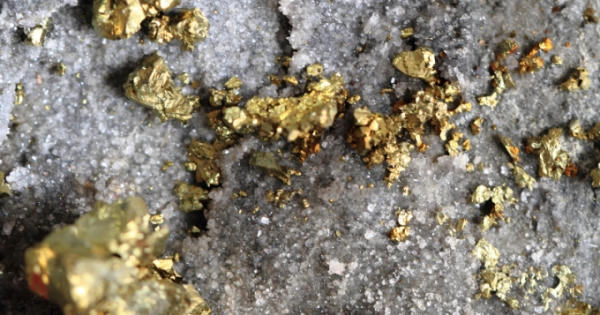 Ai Cập phát hiện mỏ vàng khổng lồ trữ lượng 35 tấn Ai Cập phát hiện mỏ vàng khổng lồ trữ lượng 35 tấn