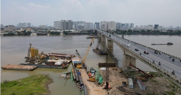 Hà Nội: Công trường “3 tại chỗ”, gấp rút thi công các dự án lớn