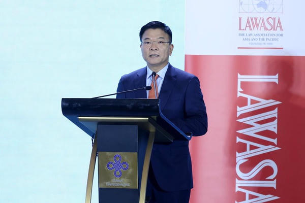 Chung tay giải quyết các vấn đề pháp lý toàn cầu, thúc đẩy một thế giới công bằng, thượng tôn pháp luật