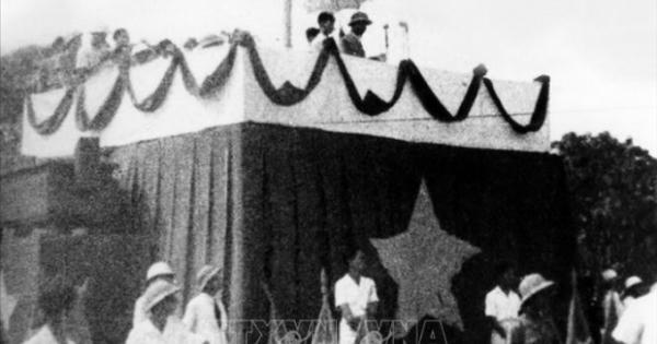 Quảng trường Ba Đình – Nơi ghi dấu nhiều sự kiện trọng đại của đất nước Quảng trường Ba Đình – Nơi ghi dấu nhiều sự kiện trọng đại của đất nước