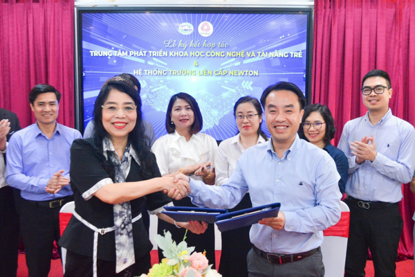 Hệ thống trường Liên cấp Newton đồng hành cùng Trung ương Đoàn TNCS Hồ Chí Minh trong giáo dục và bồi dưỡng tài năng trẻ